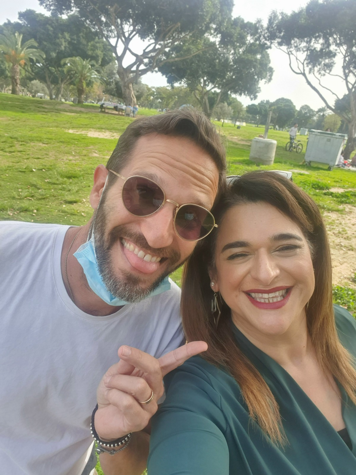 מופע הסטנדאפ של ענת אביעד - 073-7584951