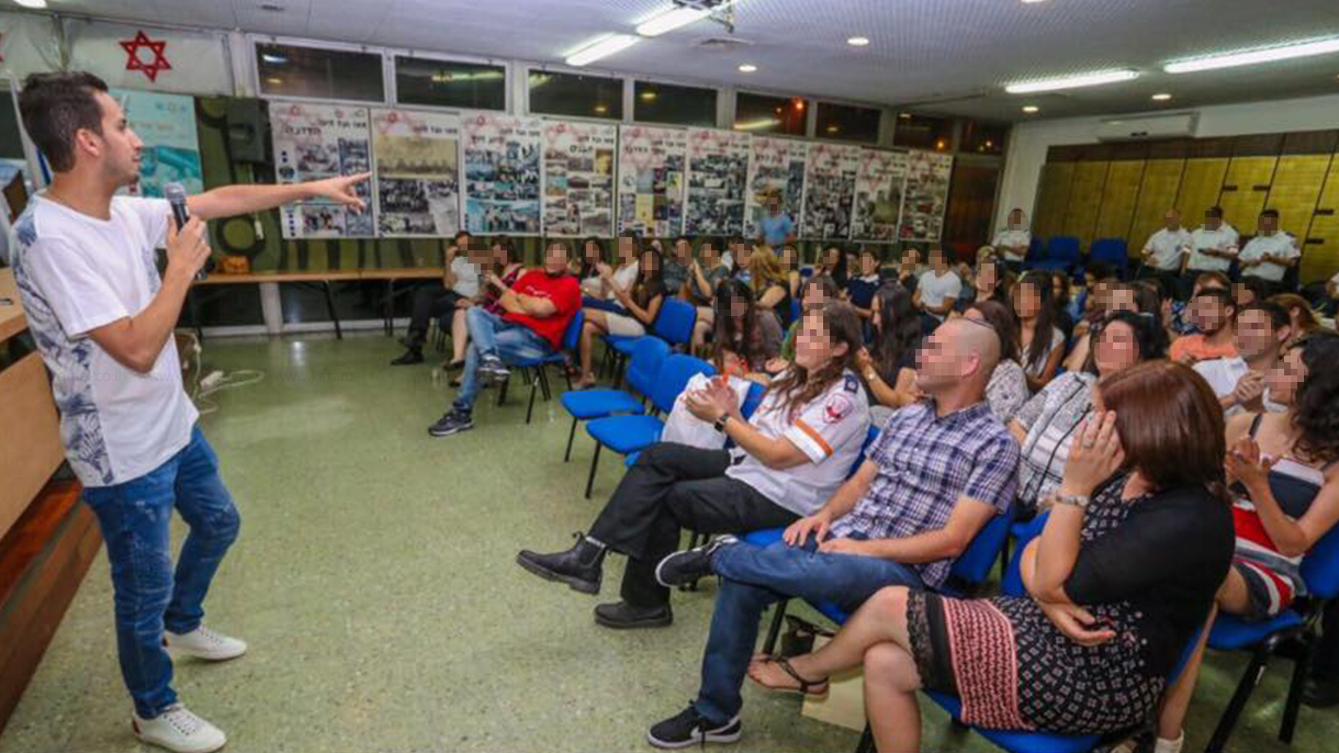 תמיר בוסקילה במופע סטנדאפ - 073-7027628