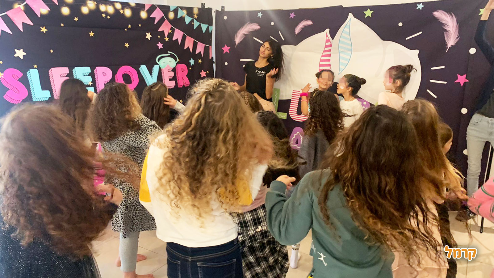 לאלילנד מסיבת פיג'מות - 073-7027688