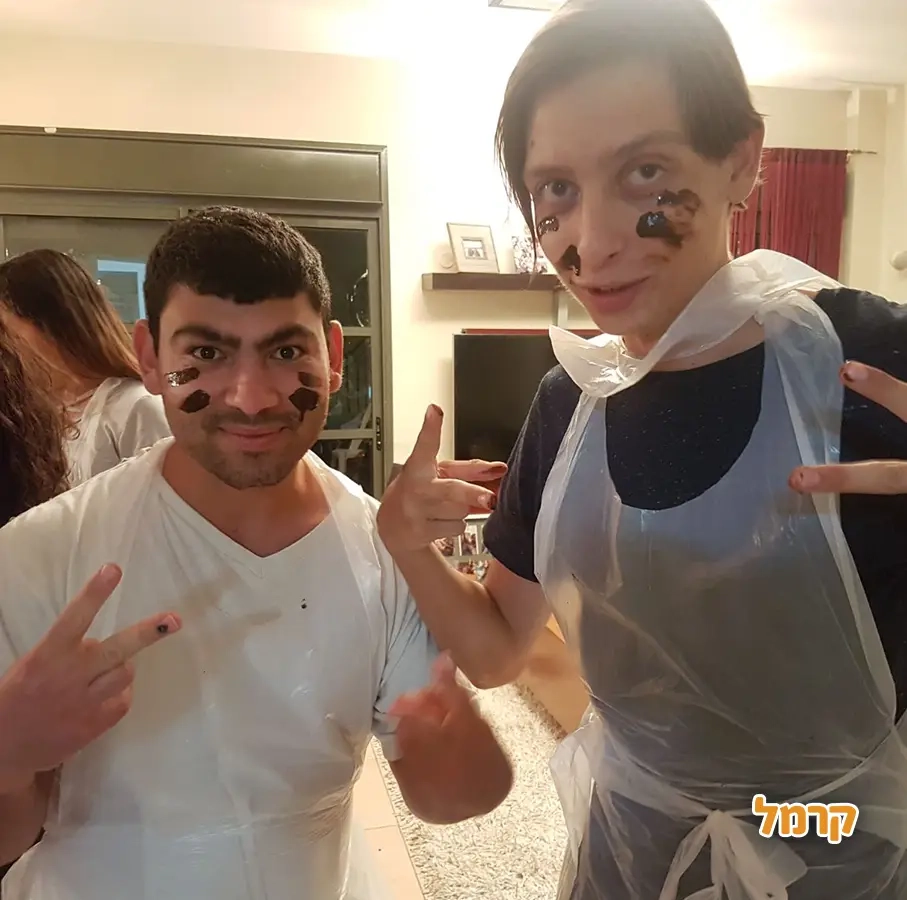 השולחן המתוק - חווית שוקולד - 073-7837631