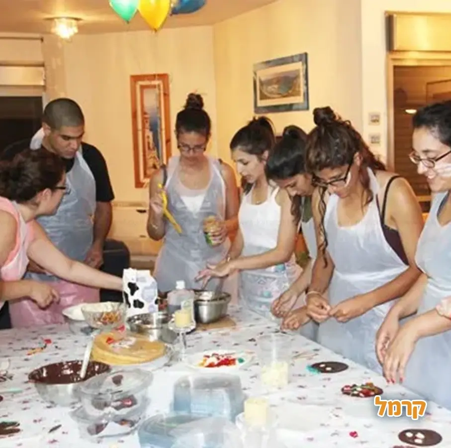 השולחן המתוק - חווית שוקולד - 073-7837631