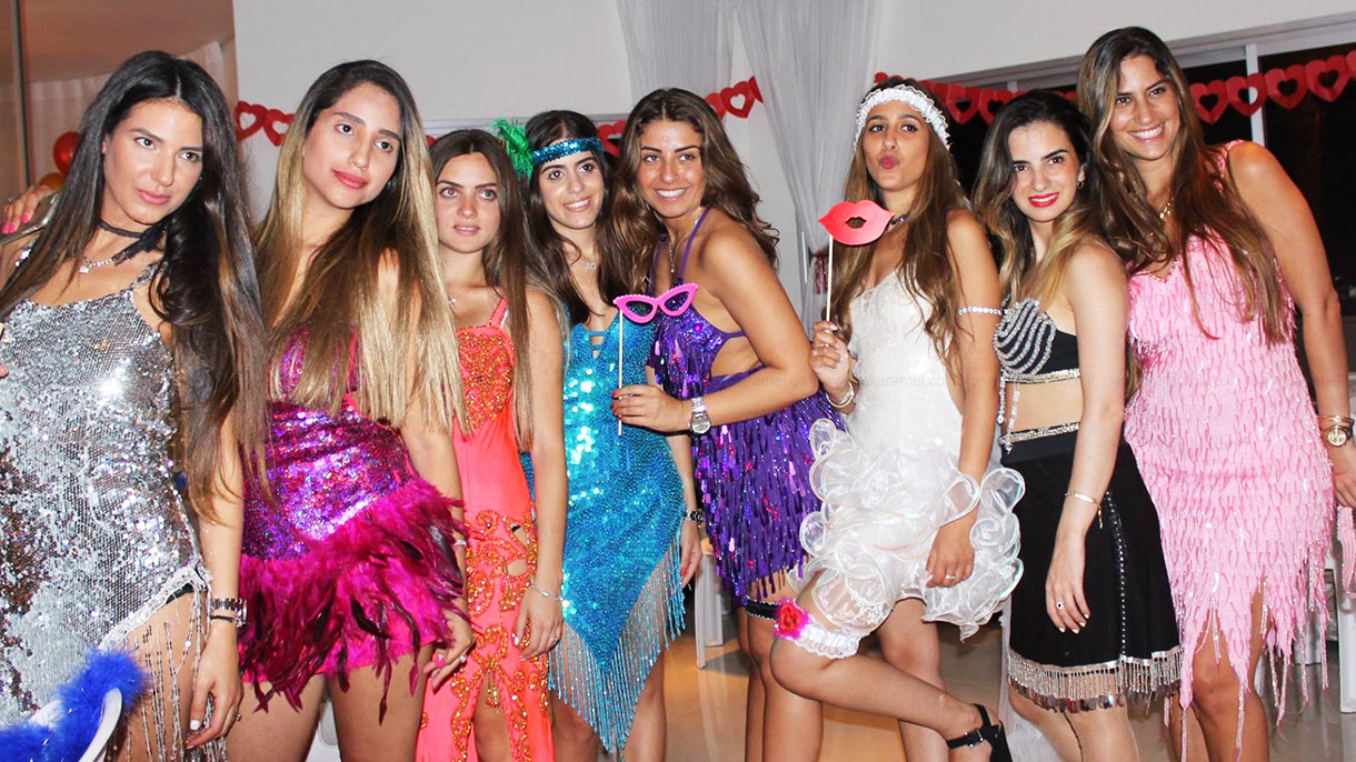 סטריפדאנס עם ענבר - 073-7829424