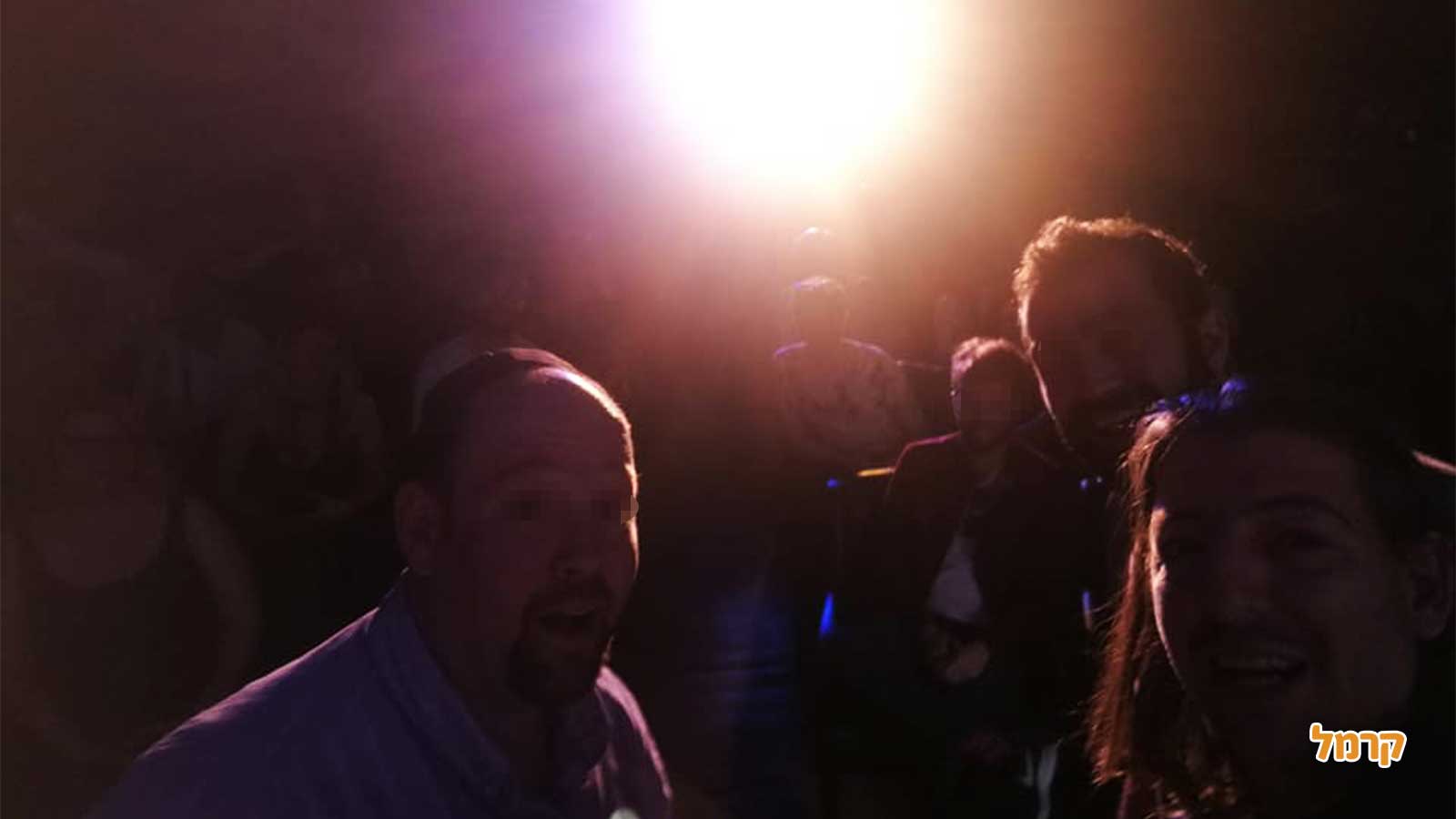 סטנדאפ קורע מצחוק עם גיל רוזנברג - 073-7599269