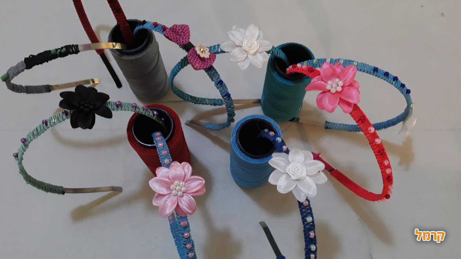 אומנות בחוטים - 073-7579243