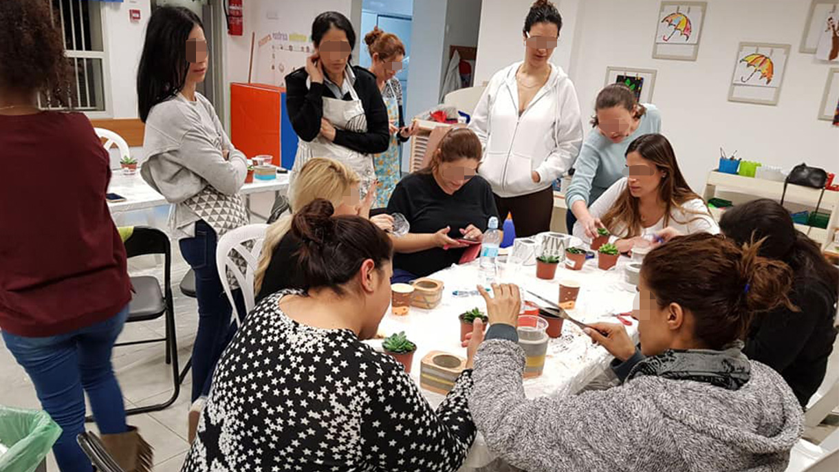 בטונא'ש מוצרי בטון בנימה אישית - 073-7834270