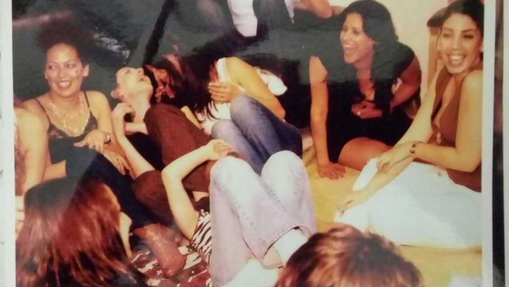 פסטיבלה - חווית צחוק מטריפה - 073-7834046