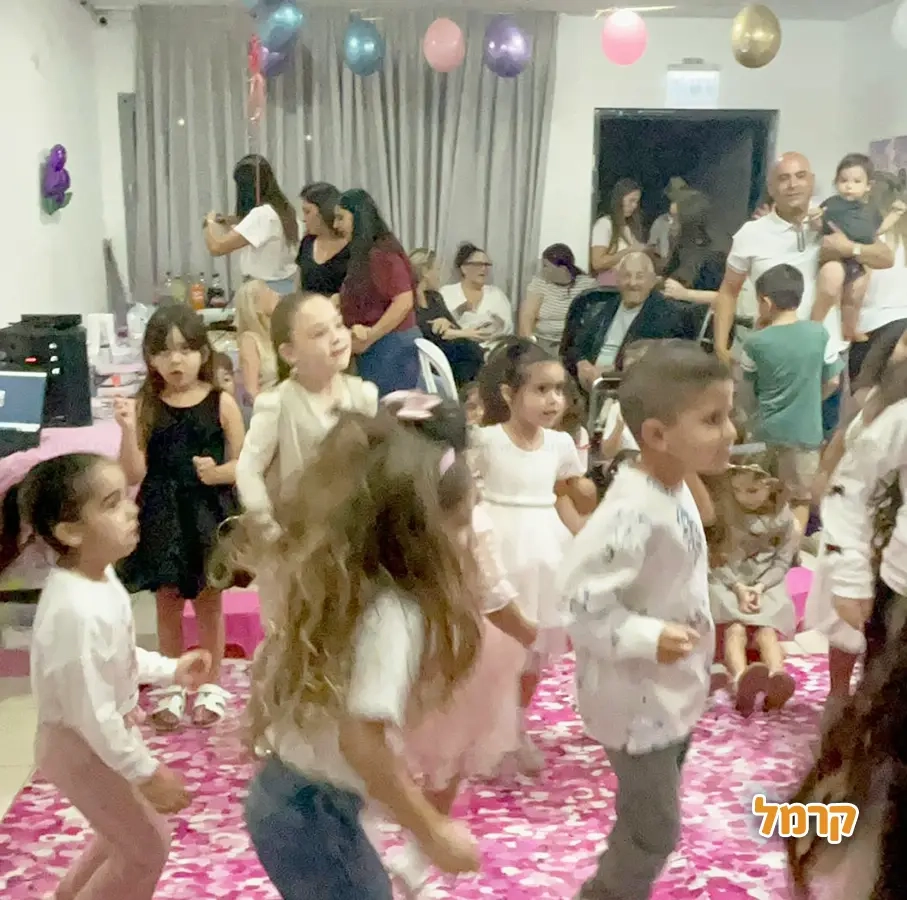 חגיגת LOL, חד קרן עם אפצ'י הליצנית - 073-7836747