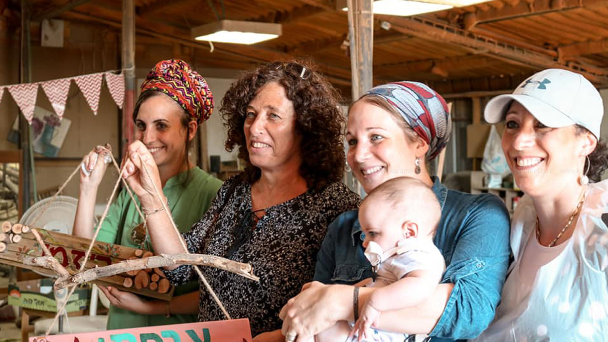 סדנאות עץ עם אסתריקה - 073-7757636