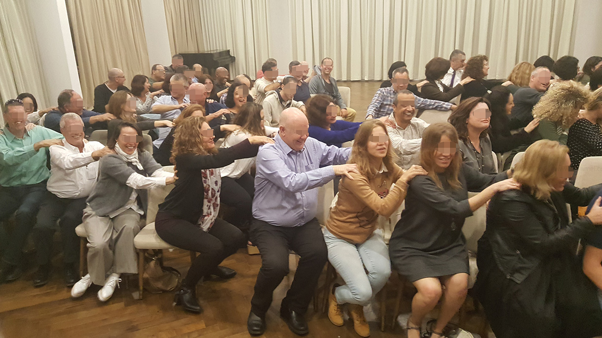 מערכונים ביוגרפים ומופעי אימפרוביזציה - 073-7757875