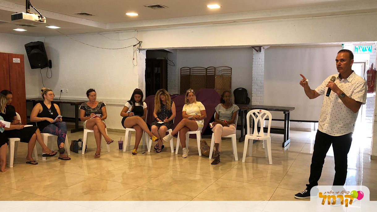 נחום תמיר נומרולוג מומחה - 073-7024527