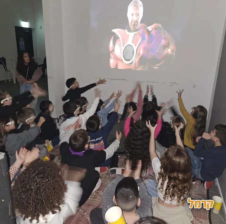 יום הולדת קולנוע בתלת מימד - 073-7576415