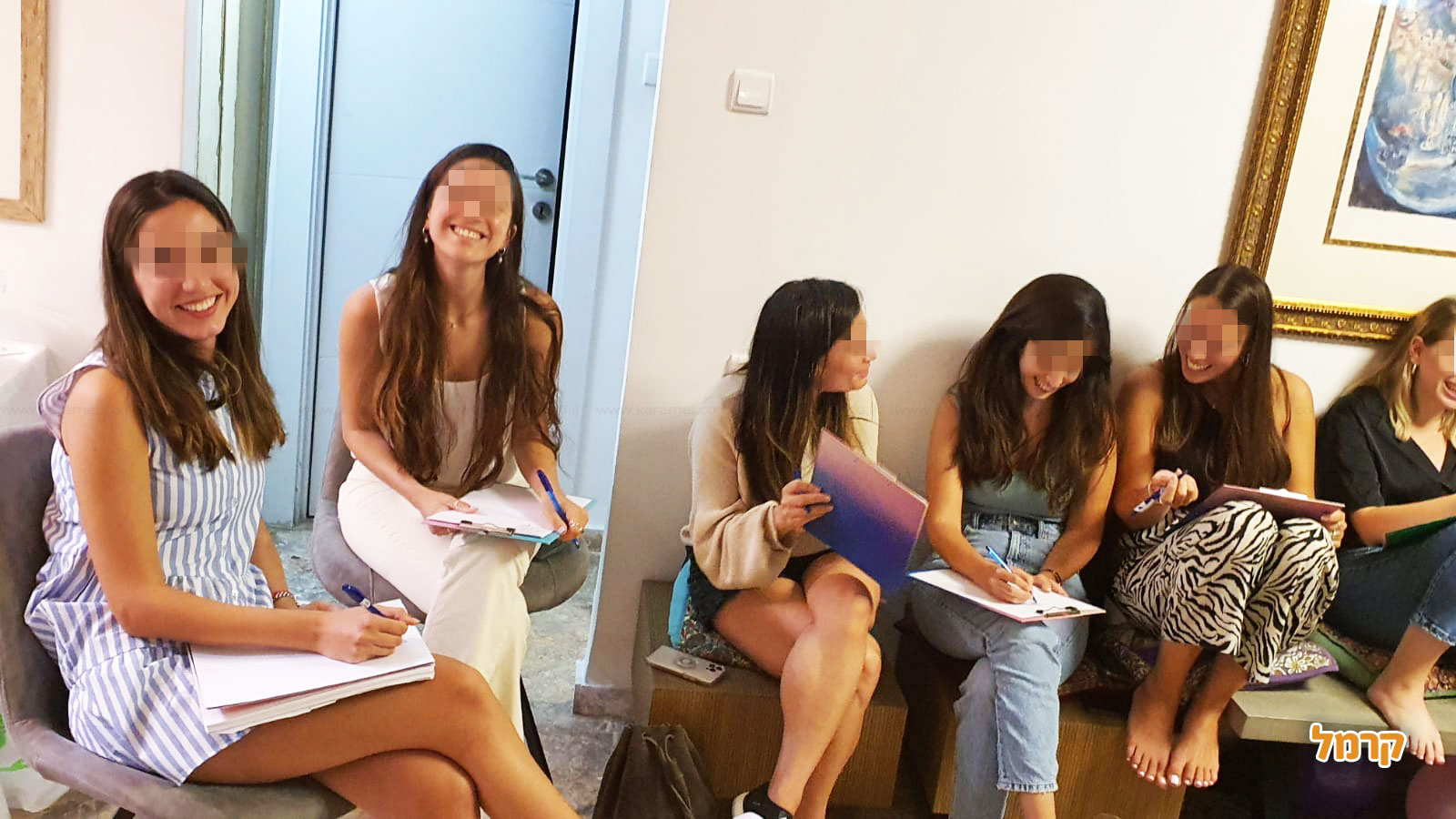 היופי שמאחורי הכתב עם מאיה הראל - 073-7026732