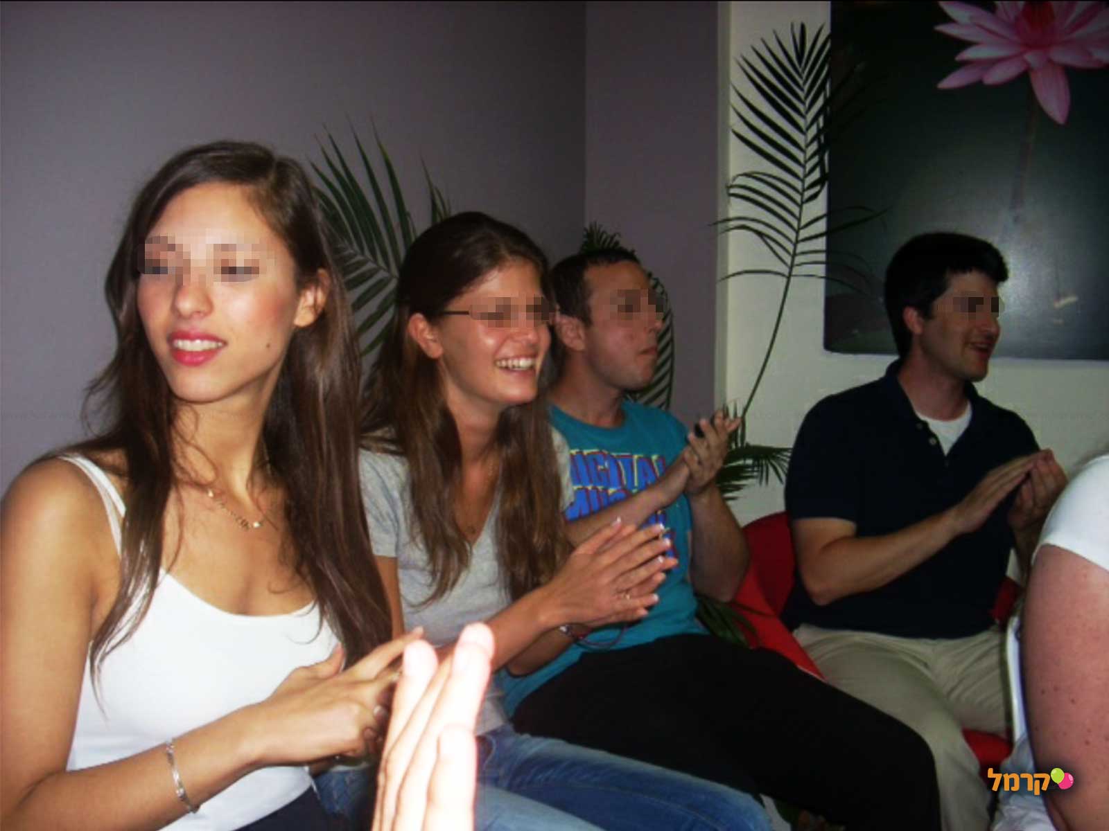 מחוץ לקופסה - משחקים למבוגרים - 073-7026424