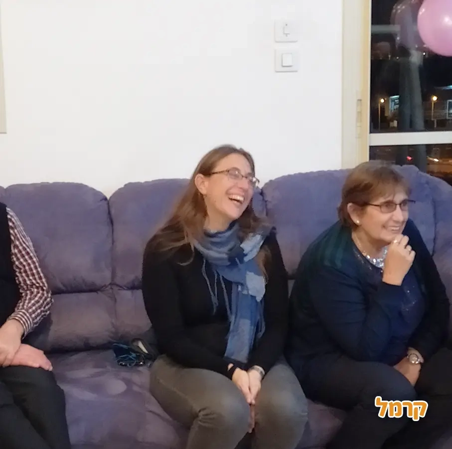 מחוץ לקופסה - משחקים למבוגרים - 073-7026424