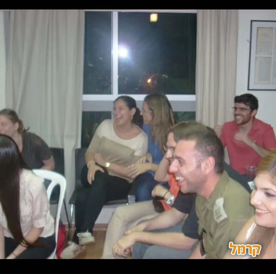 מחוץ לקופסה - משחקים למבוגרים - 073-7026424