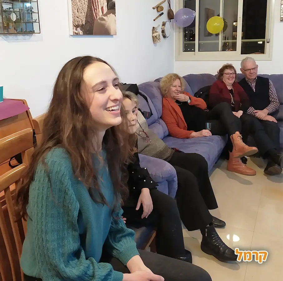 מחוץ לקופסה - משחקים למבוגרים - 073-7026424