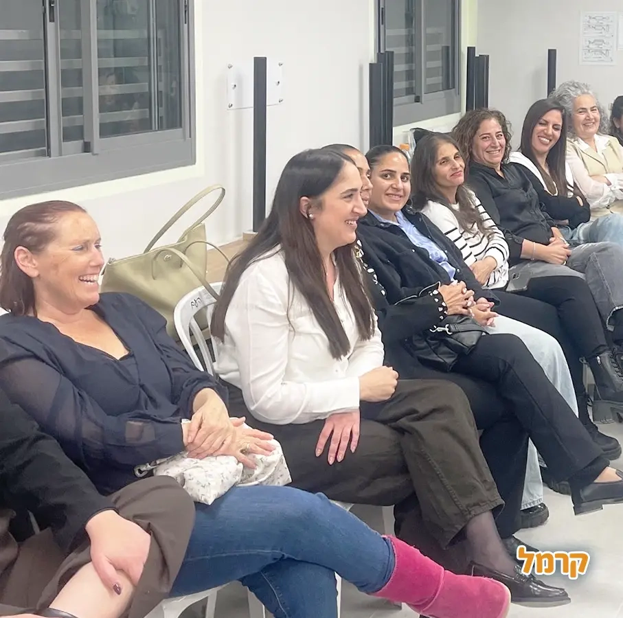 מחוץ לקופסה - משחקים למבוגרים - 073-7026424