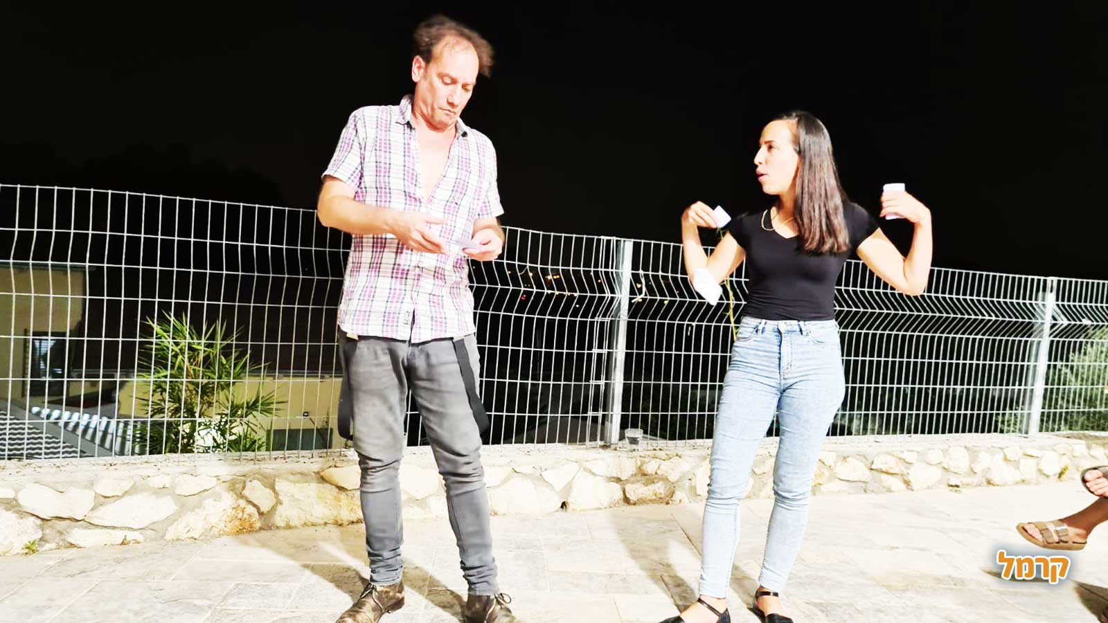 רנדומלי - מופע אימפרוביזציה - 073-7026237