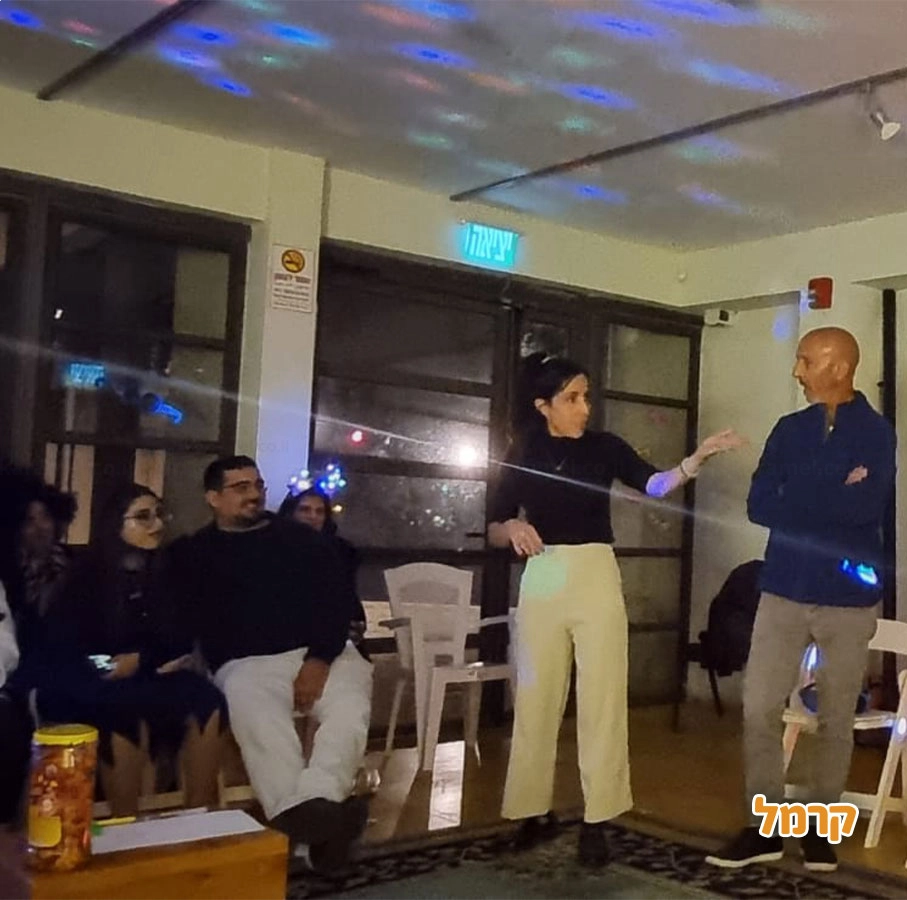 רנדומלי - מופע אימפרוביזציה - 073-7026237