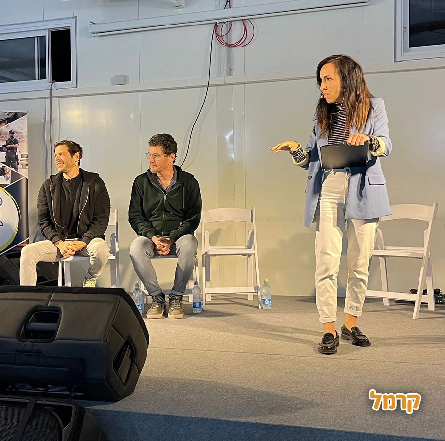 רנדומלי - מופע אימפרוביזציה - 073-7026237