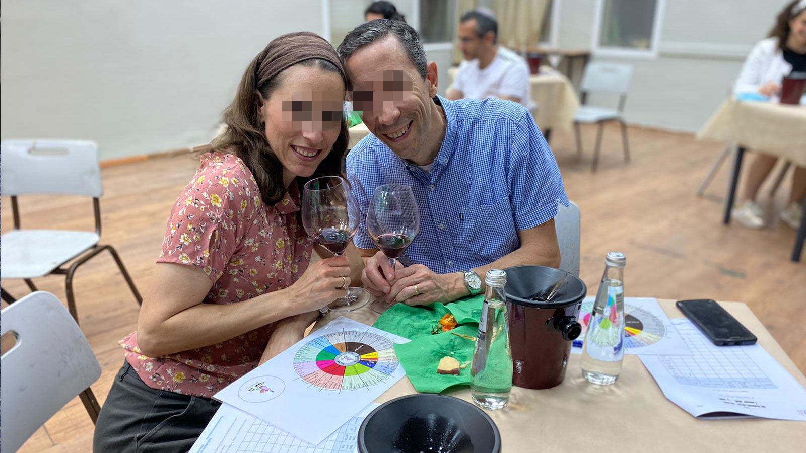 בן עמי סדנאות יין - פשוט להבין יין - 073-7026411