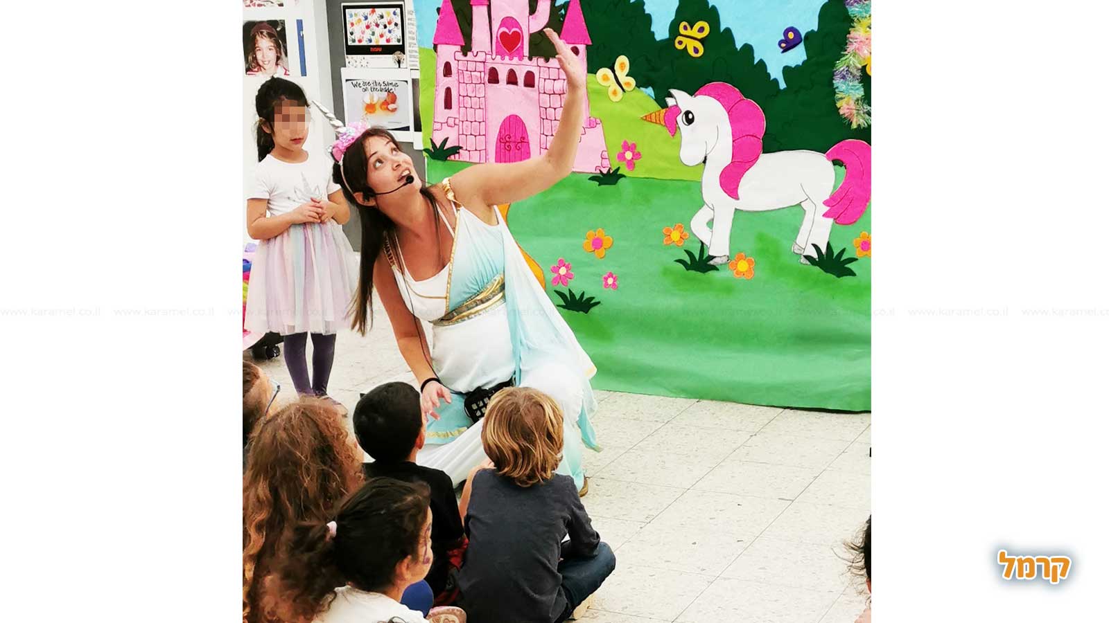 תיאטרון שיגעון - בכל מפגש סיפור  - 073-7590788