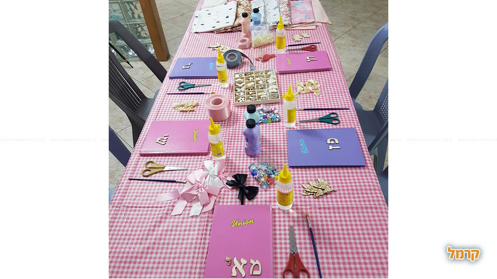 חגיגה קסומה של בדים - 073-7026262