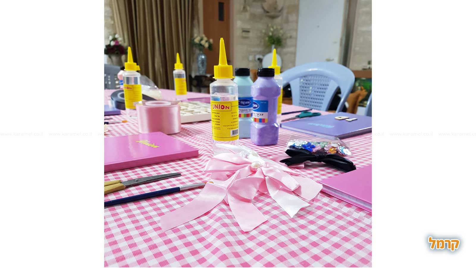 חגיגה קסומה של בדים - 073-7026262