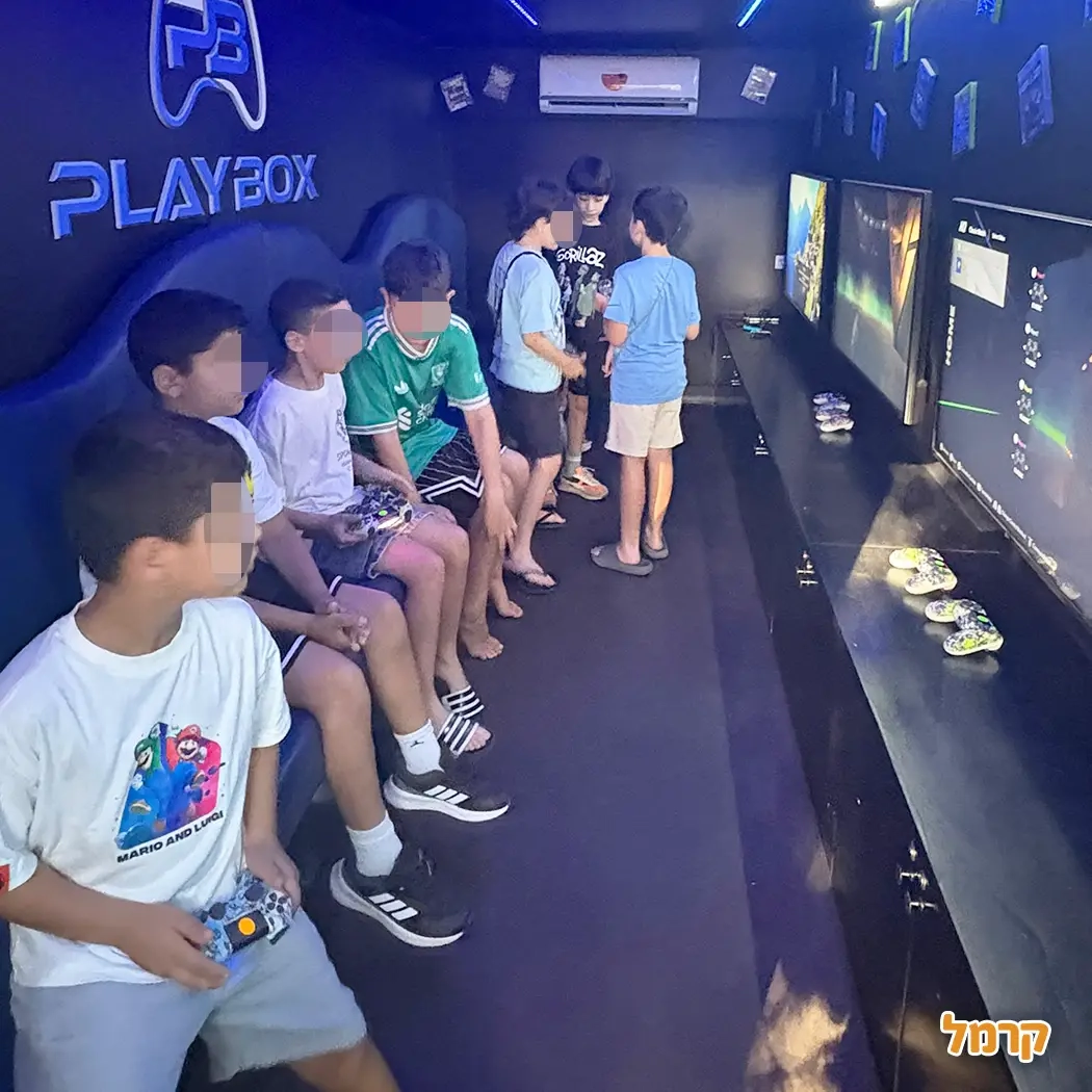 Play Box - חווית משחק מדליקה - 073-7590537