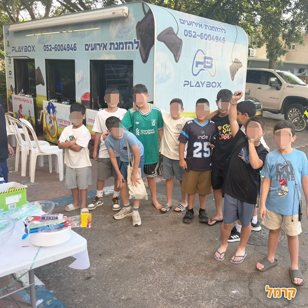 Play Box - חווית משחק מדליקה - 073-7590537