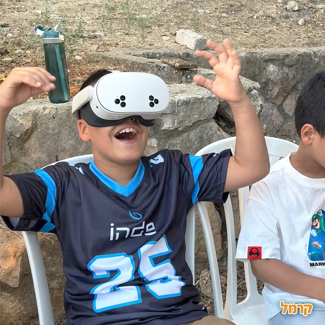 Play Box - חווית משחק מדליקה - 073-7590537