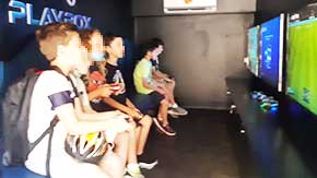 Play Box - חווית משחק מדליקה Play Box - חווית משחק מדליקה