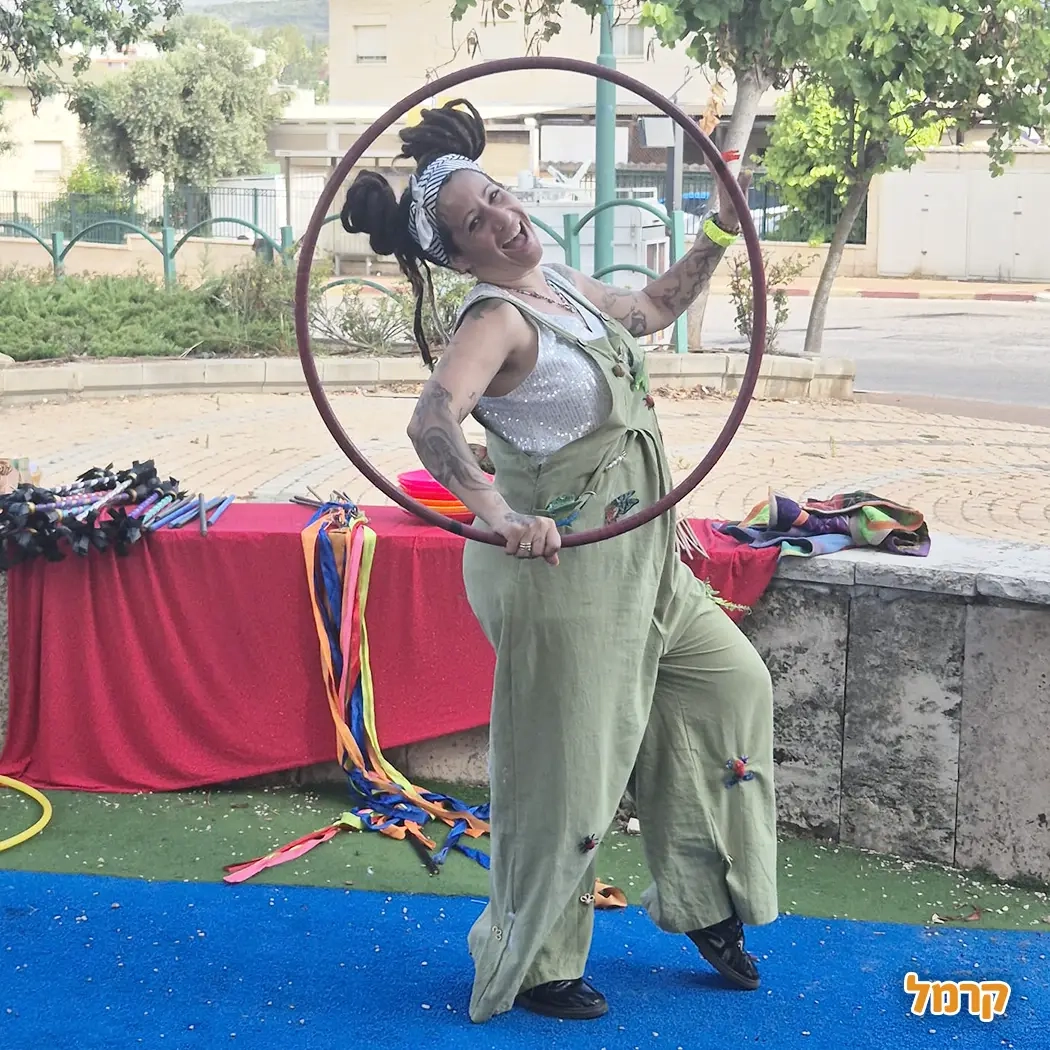 מאיה ראסטפה - הפעלת ג'אגלינג - 073-7820059