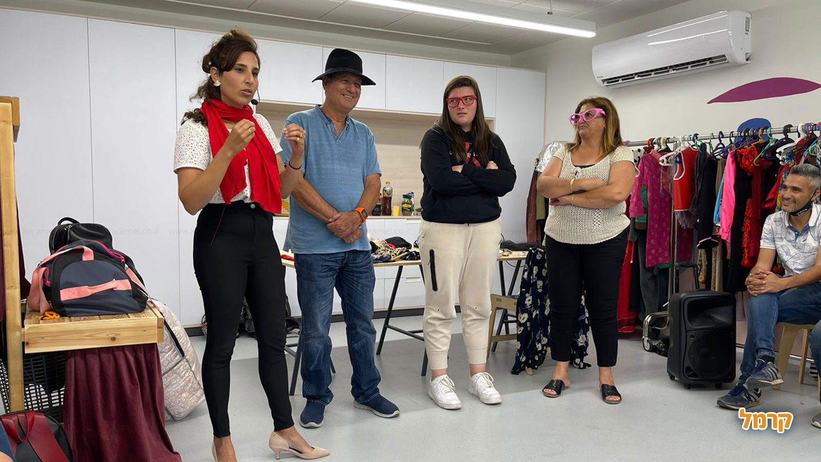 בול בשבילכם - סדנת צחוק מגבשת - 073-7814343