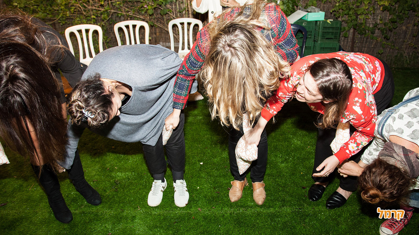 בול בשבילכם - סדנת צחוק מגבשת - 073-7814343