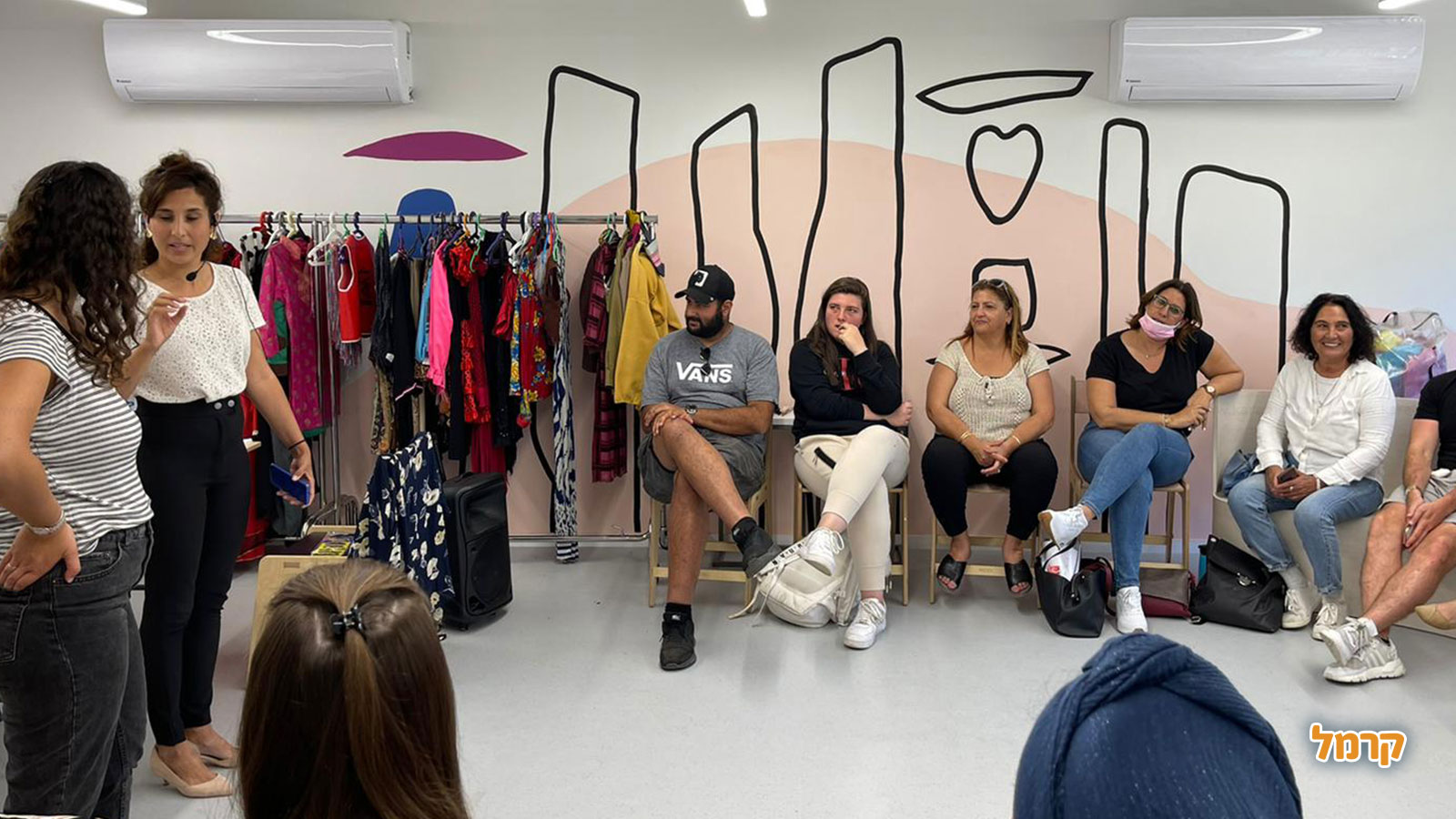 בול בשבילכם - סדנת צחוק מגבשת - 073-7814343