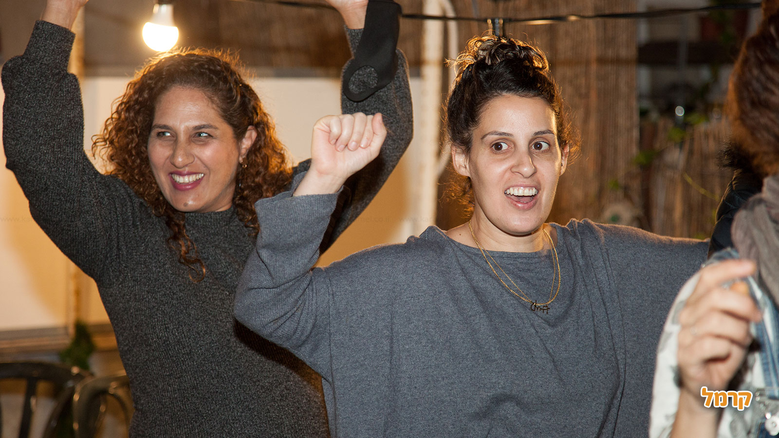 בול בשבילכם - סדנת צחוק מגבשת - 073-7814343