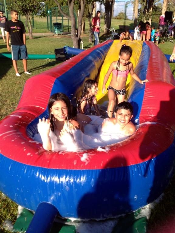 פינצ'י ליצנים - 1700-55-07-55