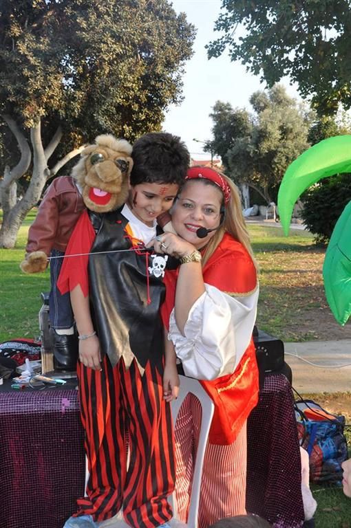 פינצ'י ליצנים - 1700-55-07-55