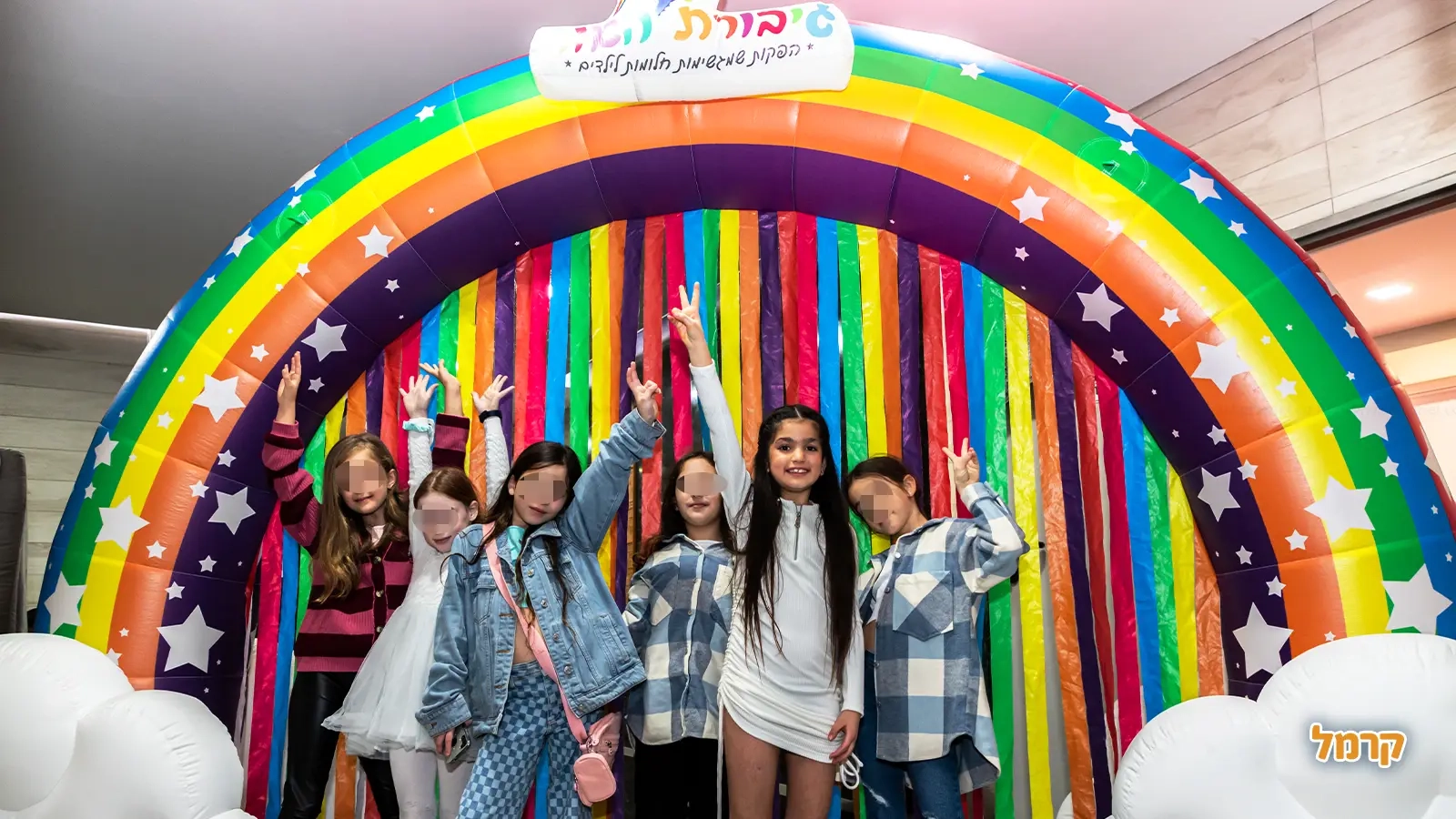 גיבורת האור בקונספט LOL וספא - 073-7783051