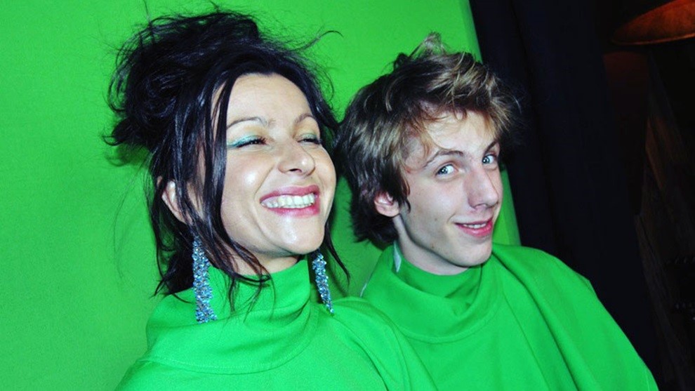 ראשים רוקדים - 073-7581948