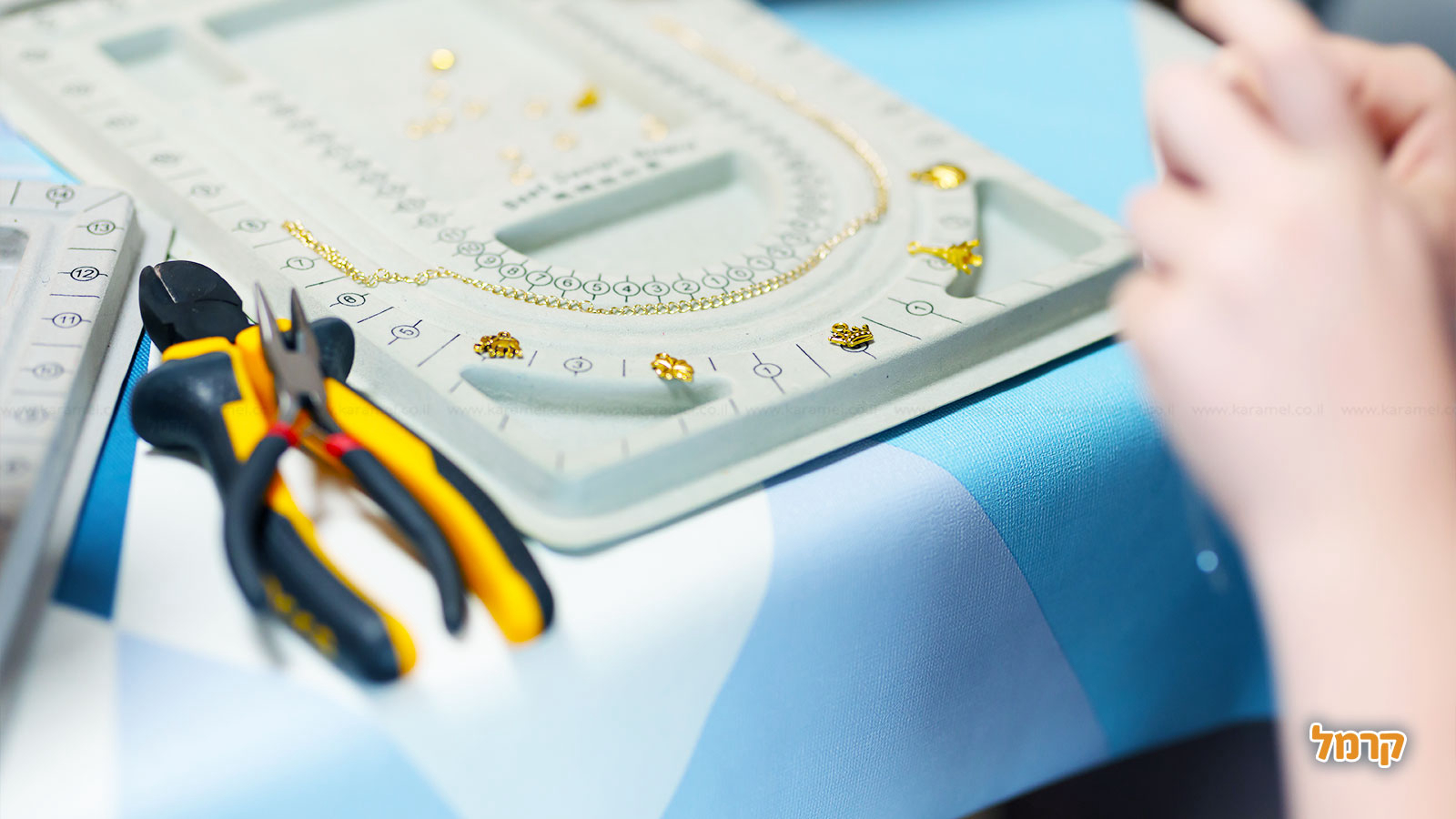 עיצוב תכשיטים עם הדסה - 073-7597081