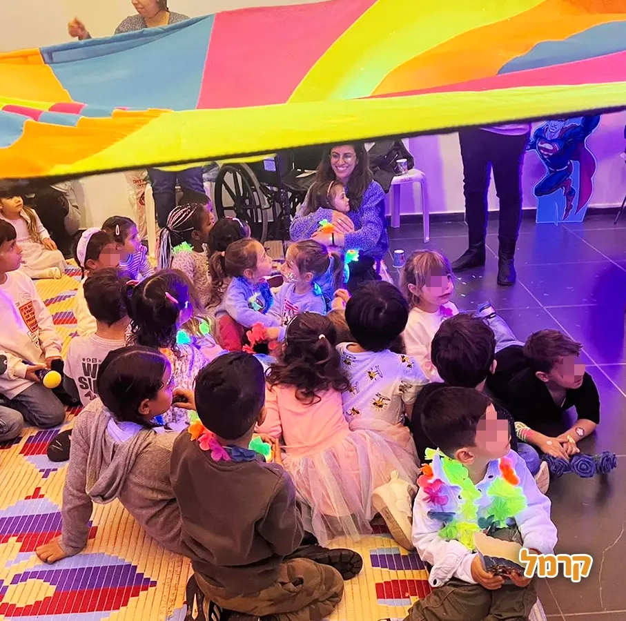 מסיבת פולמון זוהרת במיוחד - 073-7597106	