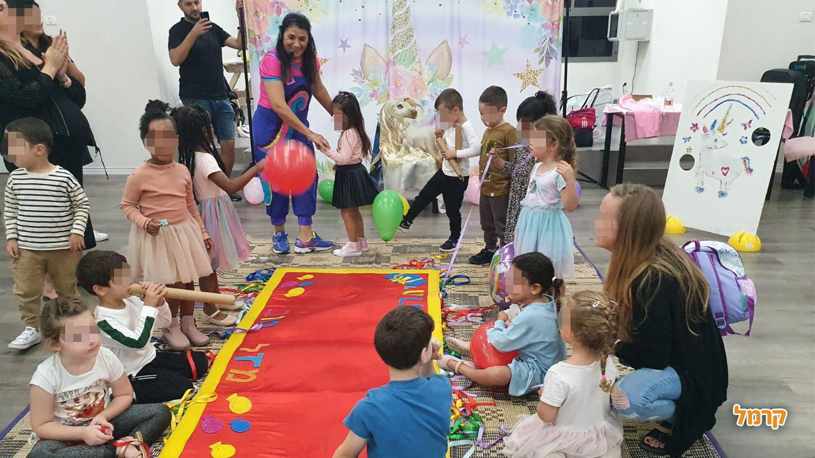 על הגל עם סיגל - 073-7584875