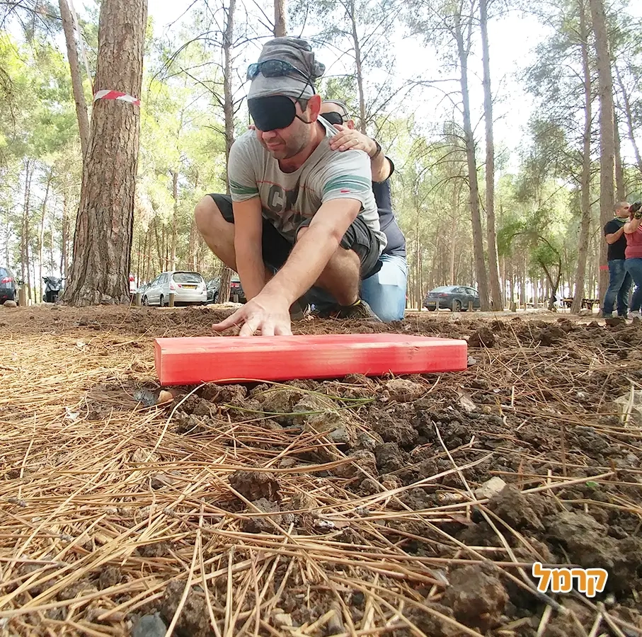 טקטיקס - משחקי לייזר - 073-7585527