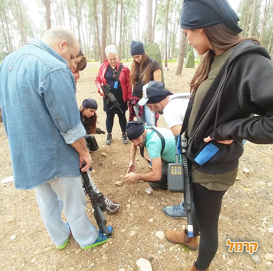 טקטיקס - משחקי לייזר - 073-7585527