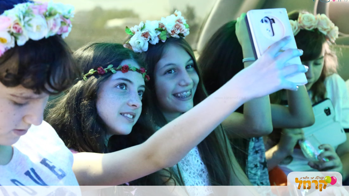 בנות חוגגות בסטייל - 073-7585446